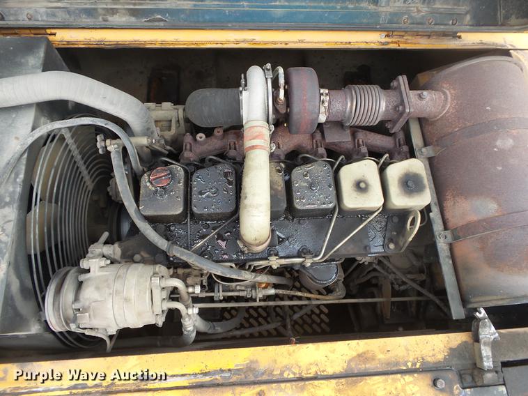 image for item DS9560 1998 Hyundai R210LC-3 excavator