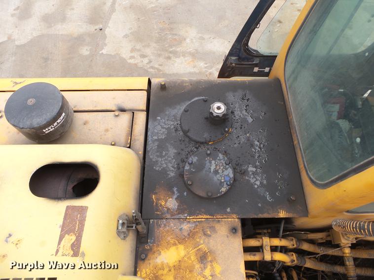 image for item DS9560 1998 Hyundai R210LC-3 excavator