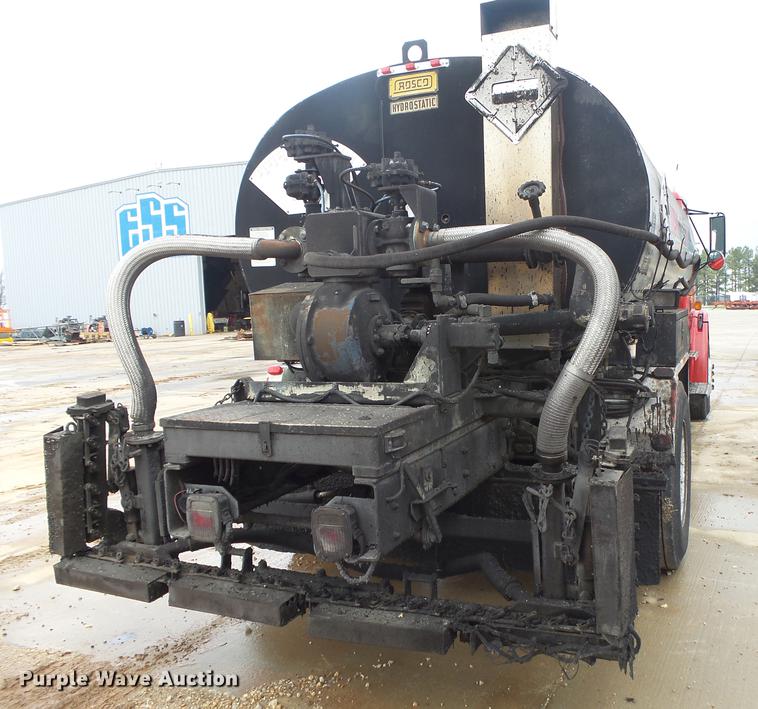 image for item DS9562 1999 Freightliner FL70 oil distribution truck