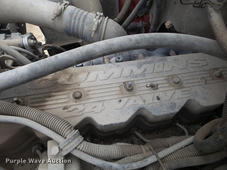 image for item DS9562 1999 Freightliner FL70 oil distribution truck