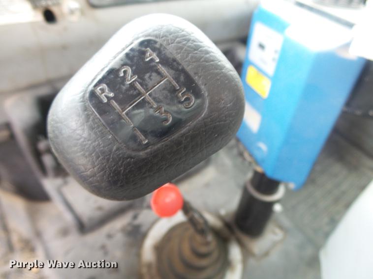 image for item DS9562 1999 Freightliner FL70 oil distribution truck