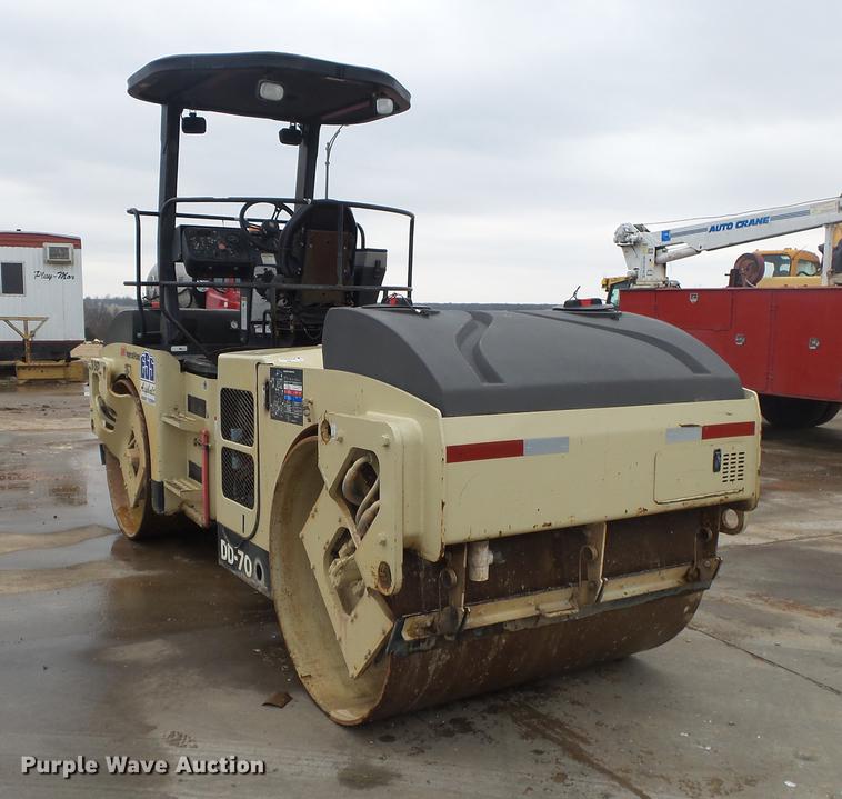 image for item DS9563 2004 Ingersoll Rand DD70 double drum vibratory roller