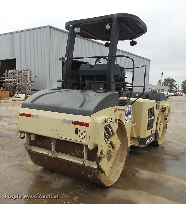 image for item DS9563 2004 Ingersoll Rand DD70 double drum vibratory roller