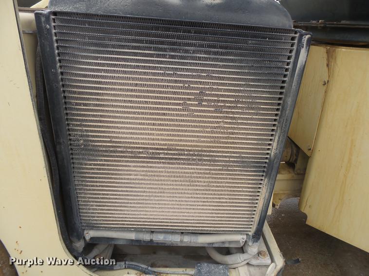 image for item DS9563 2004 Ingersoll Rand DD70 double drum vibratory roller