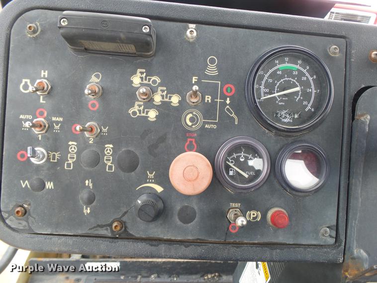 image for item DS9563 2004 Ingersoll Rand DD70 double drum vibratory roller