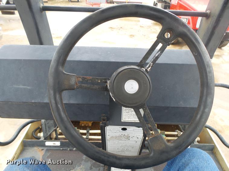 image for item DS9563 2004 Ingersoll Rand DD70 double drum vibratory roller