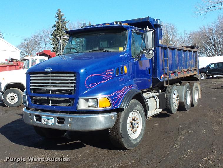 image for item DV9554 2000 Sterling L8500 dump truck