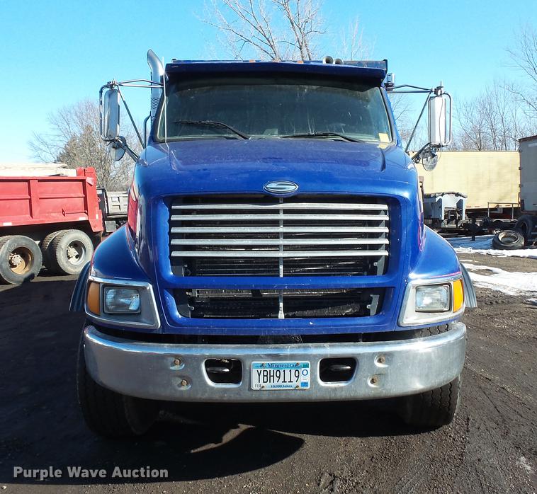 image for item DV9554 2000 Sterling L8500 dump truck