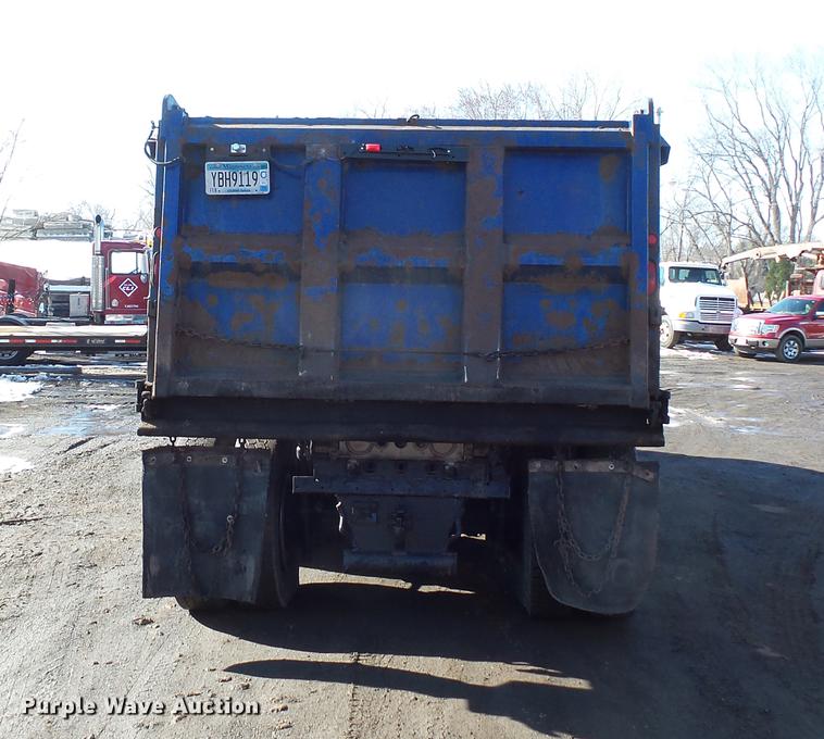 image for item DV9554 2000 Sterling L8500 dump truck