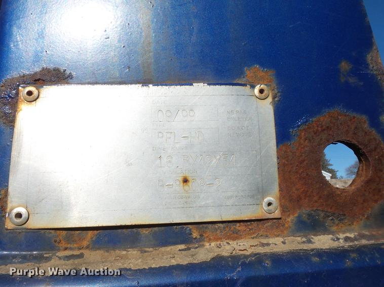 image for item DV9554 2000 Sterling L8500 dump truck