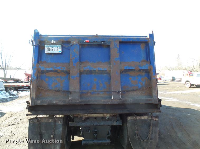 image for item DV9554 2000 Sterling L8500 dump truck