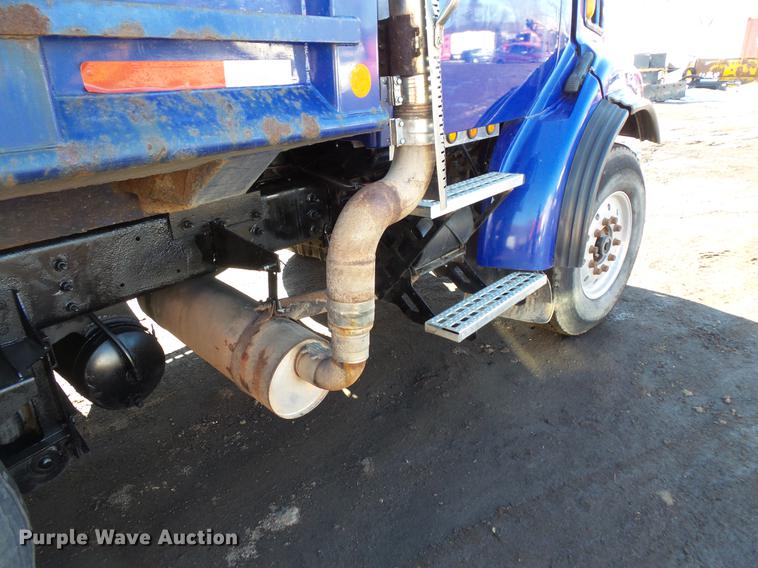 image for item DV9554 2000 Sterling L8500 dump truck