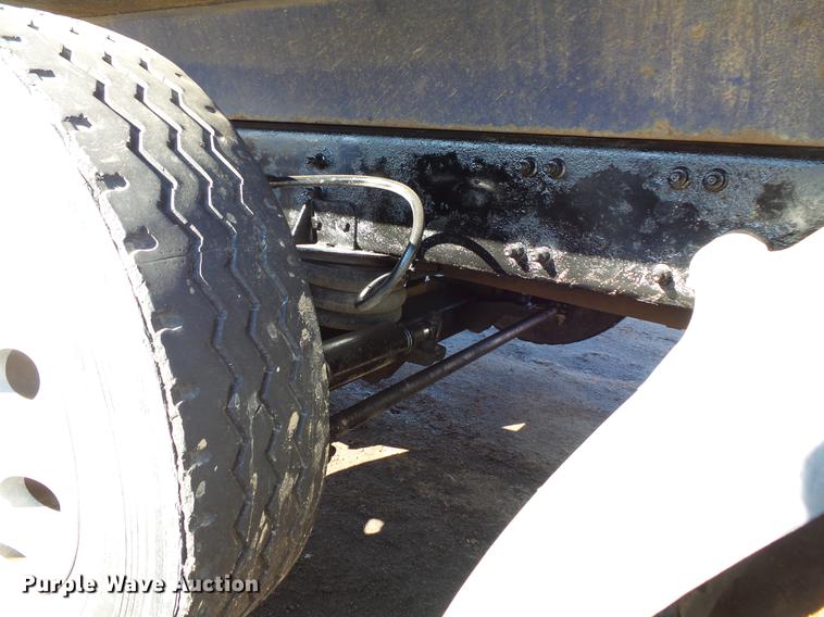 image for item DV9554 2000 Sterling L8500 dump truck