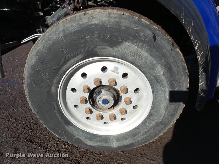 image for item DV9554 2000 Sterling L8500 dump truck