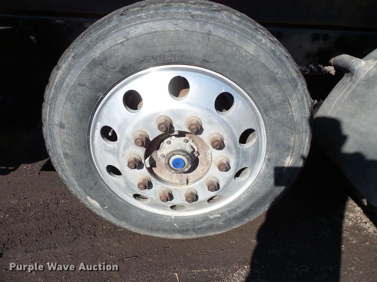 image for item DV9554 2000 Sterling L8500 dump truck