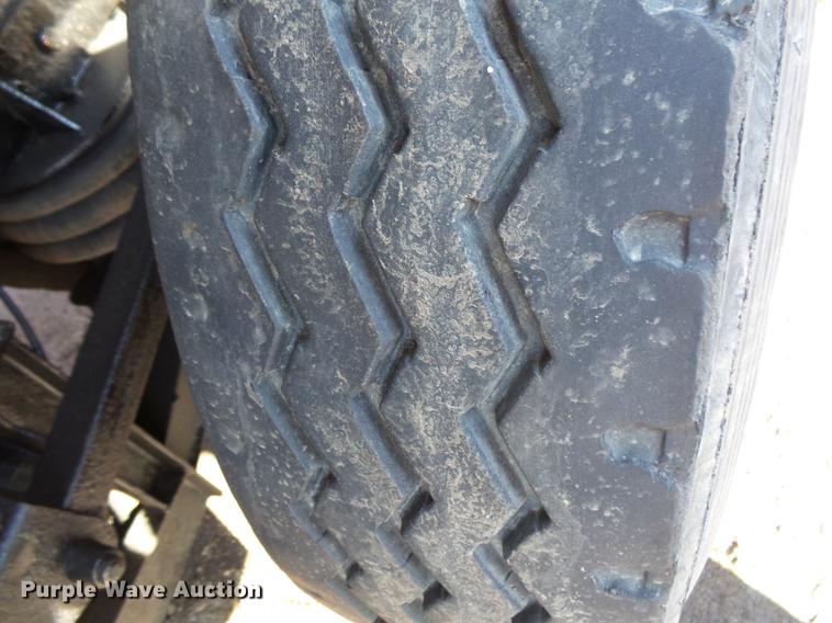 image for item DV9554 2000 Sterling L8500 dump truck