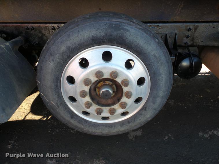 image for item DV9554 2000 Sterling L8500 dump truck