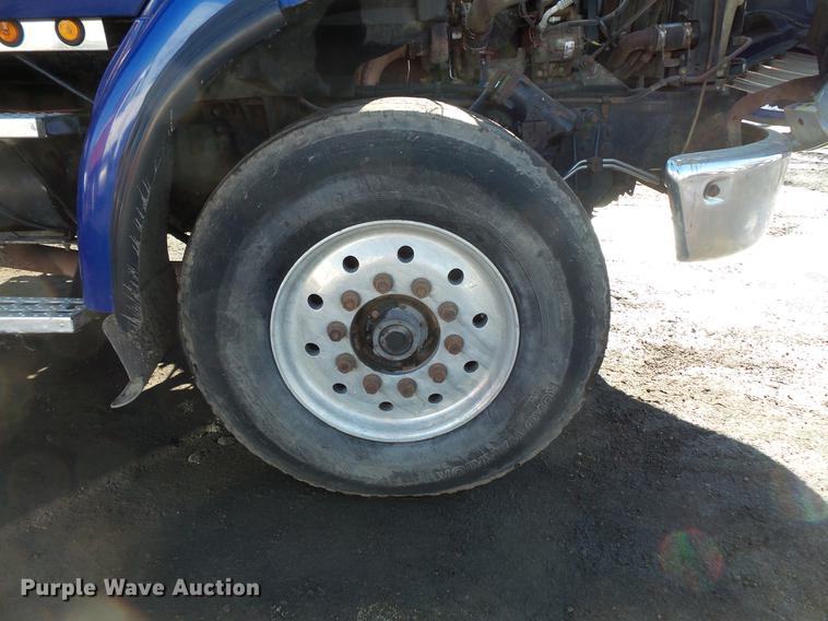 image for item DV9554 2000 Sterling L8500 dump truck