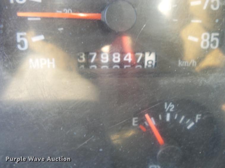 image for item DV9555 1998 Ford LT9513 Louisville 113 dump truck