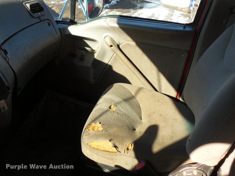 image for item DV9555 1998 Ford LT9513 Louisville 113 dump truck