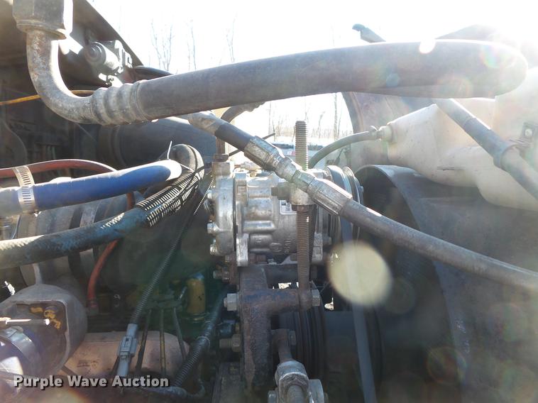 image for item DV9555 1998 Ford LT9513 Louisville 113 dump truck