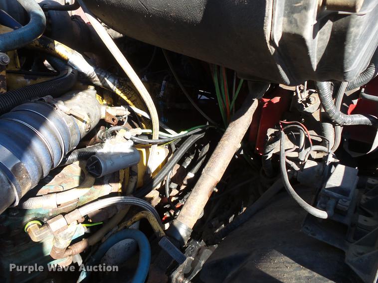 image for item DV9555 1998 Ford LT9513 Louisville 113 dump truck