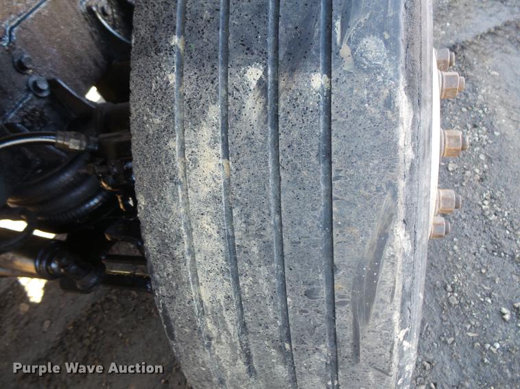 image for item DV9555 1998 Ford LT9513 Louisville 113 dump truck