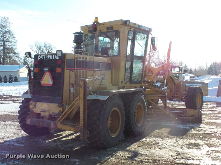 image for item DV9588 1997 Caterpillar 140H motor grader