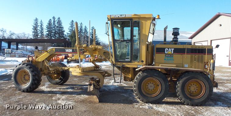 image for item DV9588 1997 Caterpillar 140H motor grader