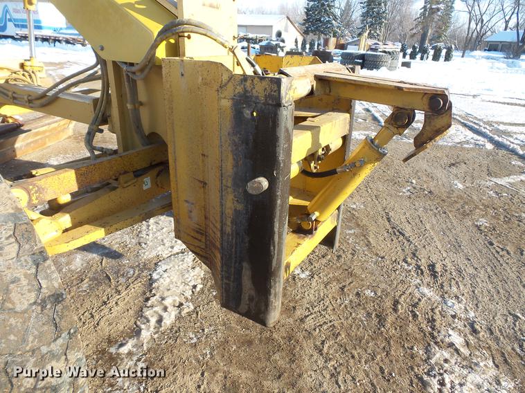 image for item DV9588 1997 Caterpillar 140H motor grader