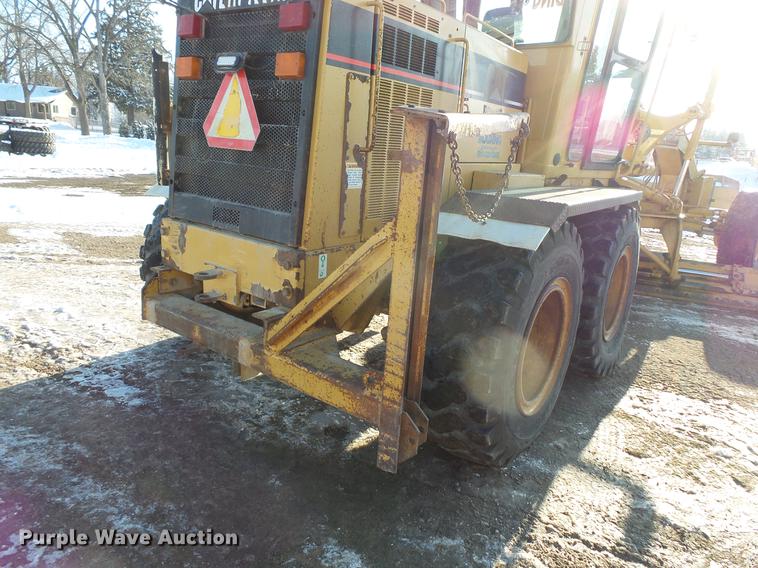 image for item DV9588 1997 Caterpillar 140H motor grader