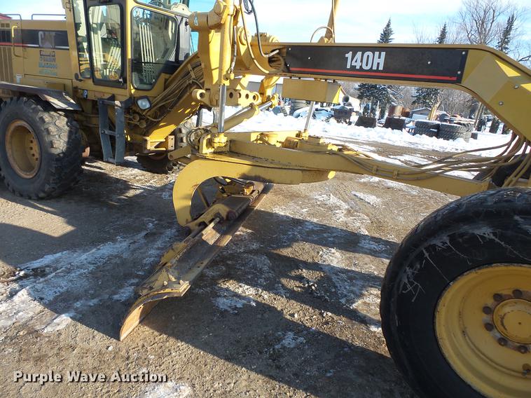 image for item DV9588 1997 Caterpillar 140H motor grader