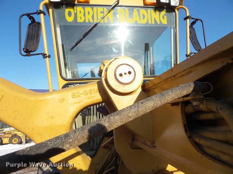 image for item DV9588 1997 Caterpillar 140H motor grader