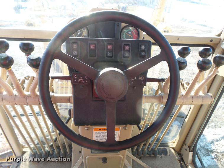 image for item DV9588 1997 Caterpillar 140H motor grader