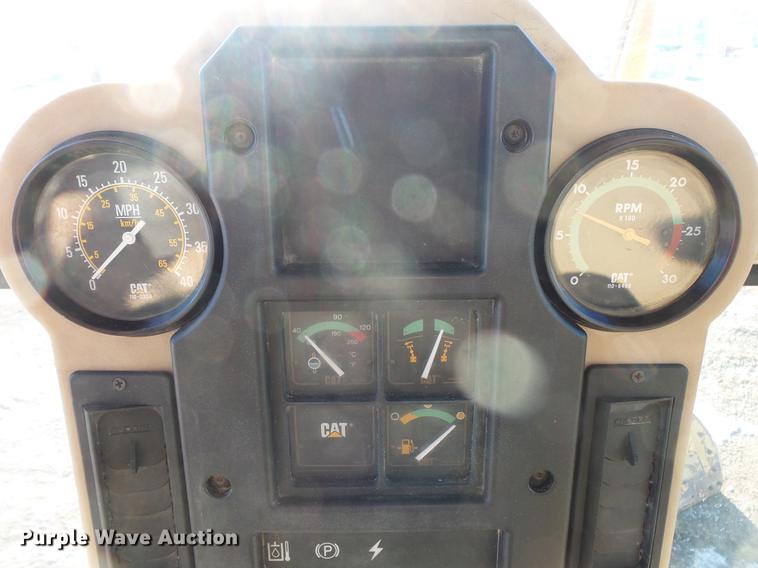 image for item DV9588 1997 Caterpillar 140H motor grader