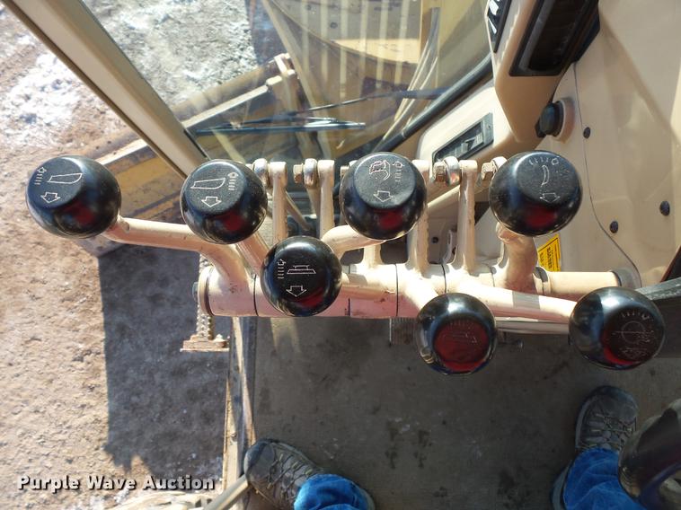 image for item DV9588 1997 Caterpillar 140H motor grader