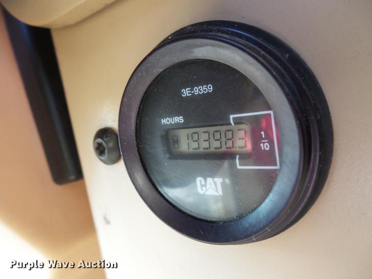 image for item DV9588 1997 Caterpillar 140H motor grader