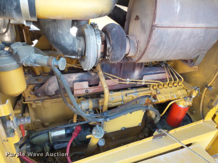 image for item DV9588 1997 Caterpillar 140H motor grader