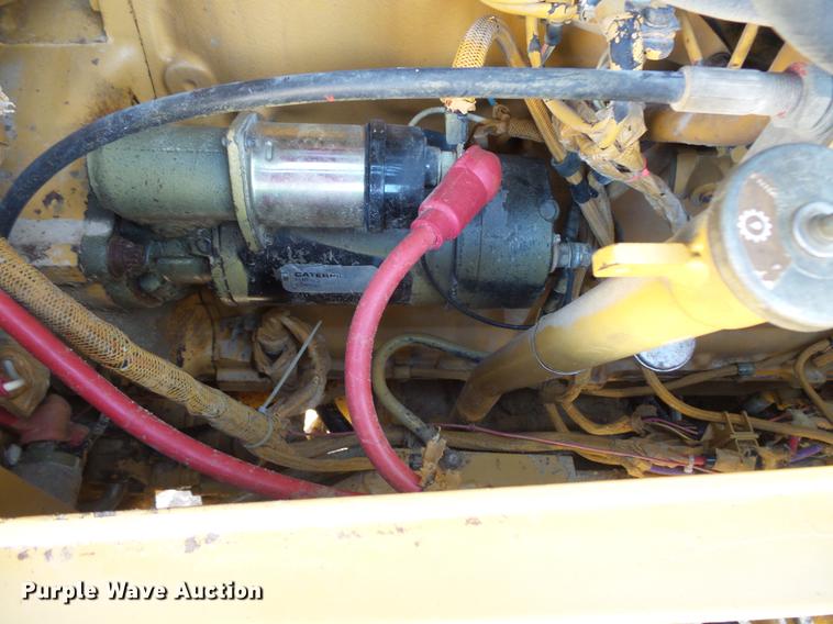 image for item DV9588 1997 Caterpillar 140H motor grader