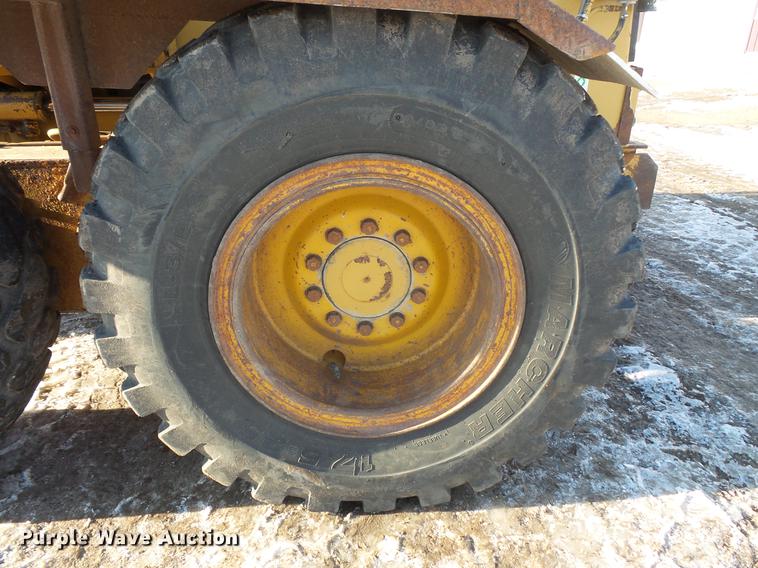 image for item DV9588 1997 Caterpillar 140H motor grader