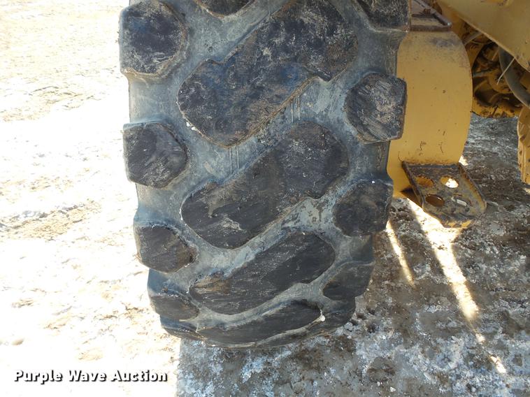 image for item DV9588 1997 Caterpillar 140H motor grader