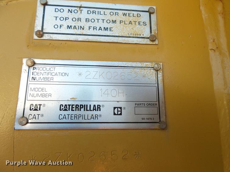 image for item DV9588 1997 Caterpillar 140H motor grader