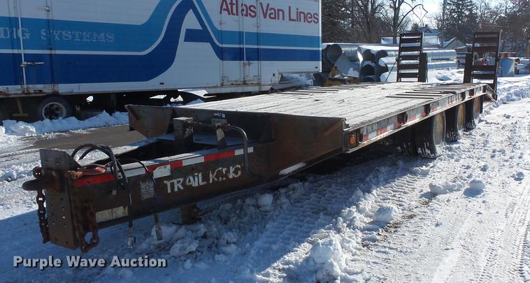 image for item DV9589 2002 Trail King TK50-2600 equipment trailer