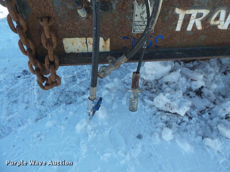 image for item DV9589 2002 Trail King TK50-2600 equipment trailer