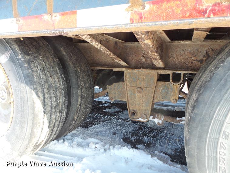 image for item DV9589 2002 Trail King TK50-2600 equipment trailer