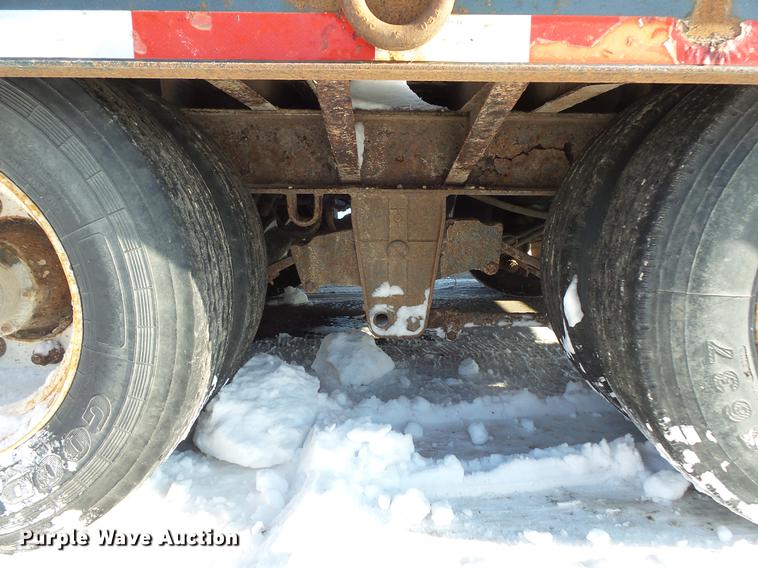 image for item DV9589 2002 Trail King TK50-2600 equipment trailer