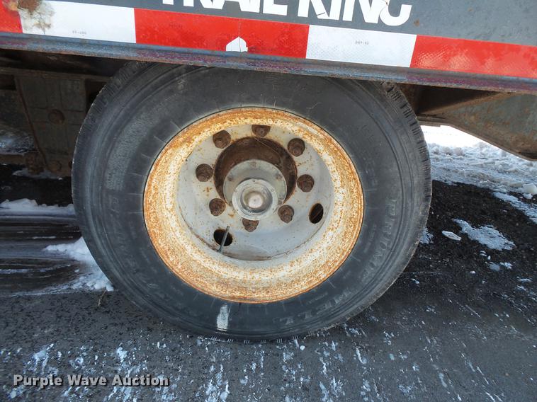 image for item DV9589 2002 Trail King TK50-2600 equipment trailer