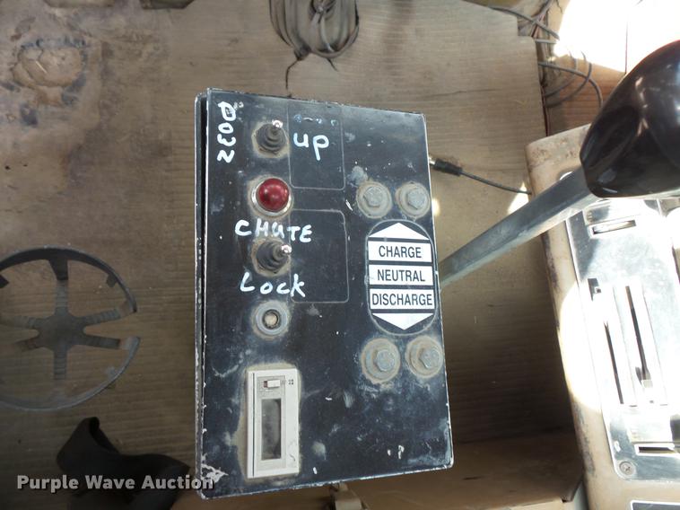 image for item DV9601 1978 International F5050 ready mix truck