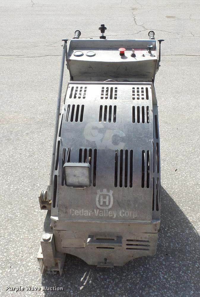 image for item DV9605 Husqvarna 2500 concrete saw