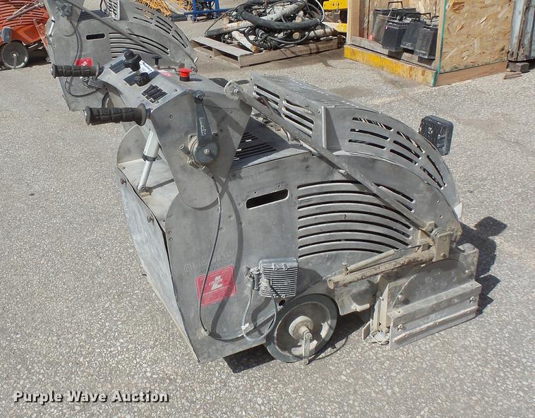 image for item DV9605 Husqvarna 2500 concrete saw